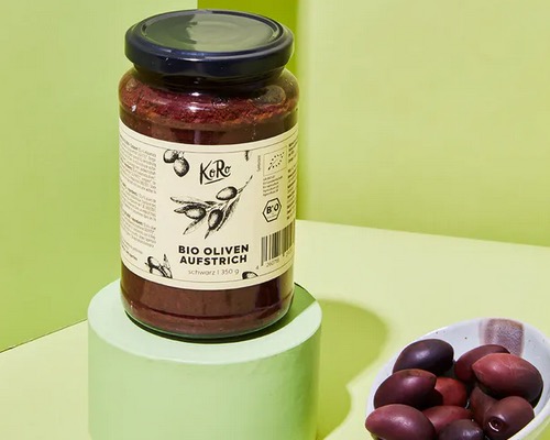 KoRo Organic Black Olive Spread 350g - vegan and organic, no artificial substitutes - Natural German